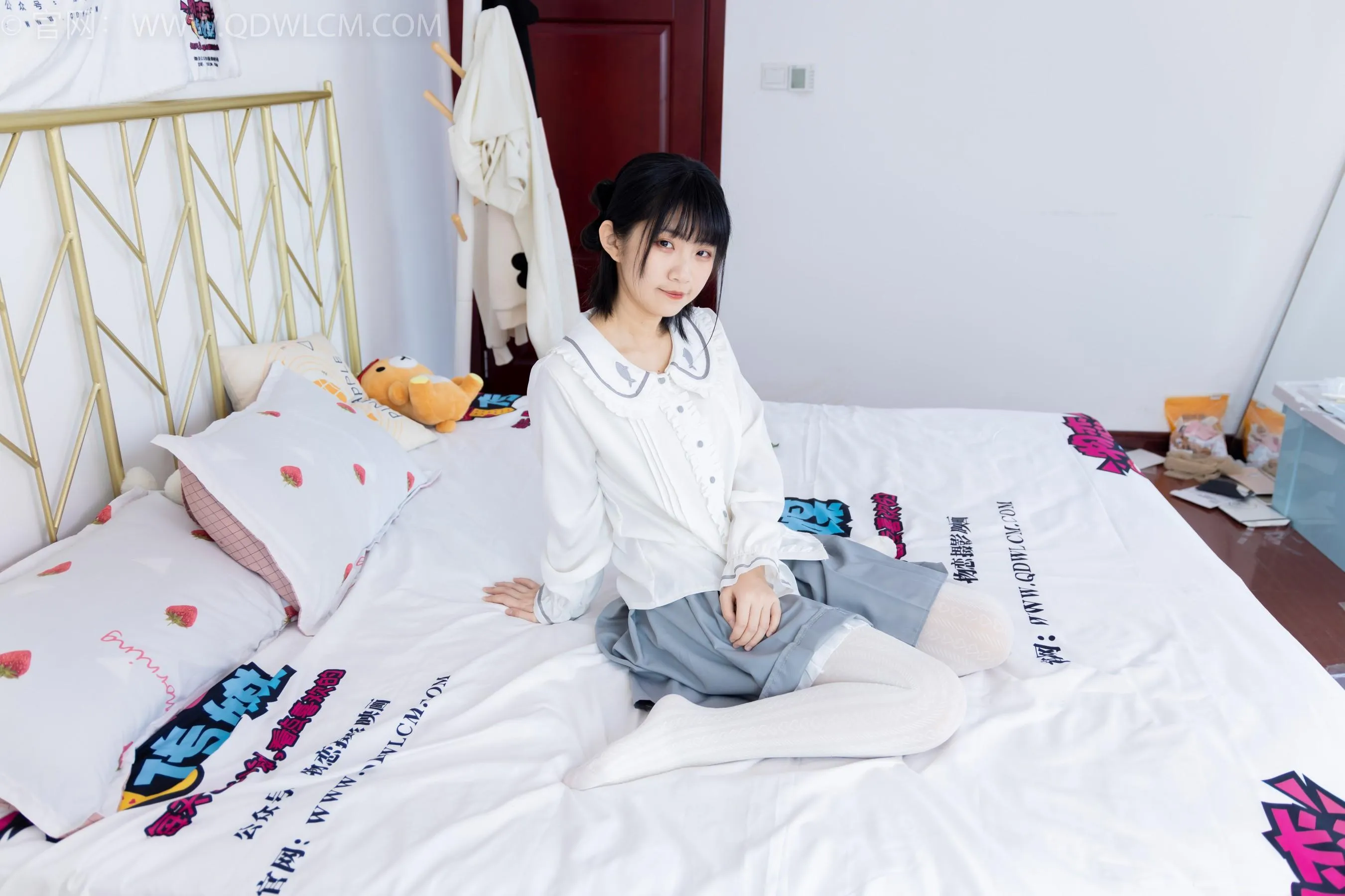 物恋传媒 NO.1528 暗月-夏日葡萄 [151P]插图5